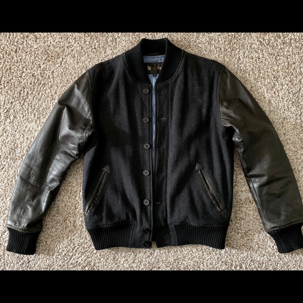 KULTE teddy/varsity jacket col. Black in size S